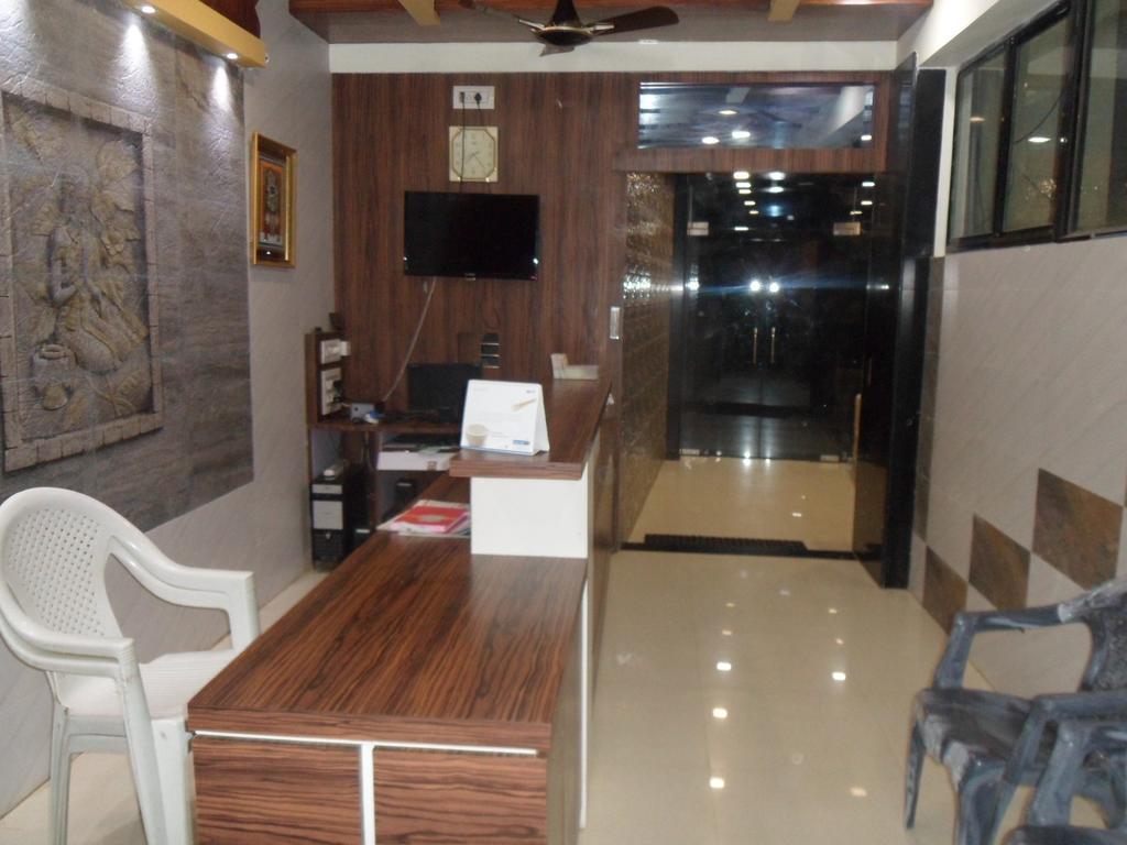 Hotel Madhusudan ทวารกา ภายนอก รูปภาพ
